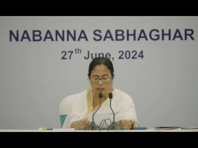 হকার উচ্ছেদ লক্ষ্য নয়, আপাতত একমাস উচ্ছেদ হবে না: নবান্নে মমতা, দেখুন ভিডিও