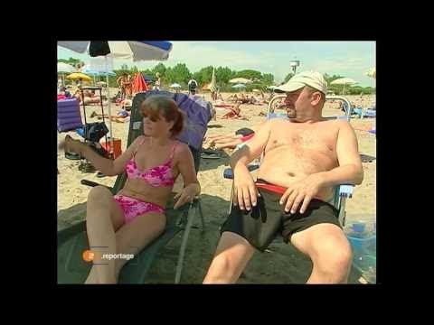 {HD} ZDF.reportage 31.07.2016 | Bratwurst, Bier und Bella Italia Deutsche Urlauber im Camping H - 20