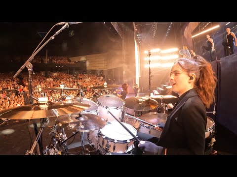 Shania Twain "Don't Be Stupid" - Elijah Wood Drum Cam