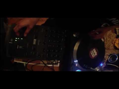 DJ Worm - Round 3 Reebok Street Fire online Scratch Battle