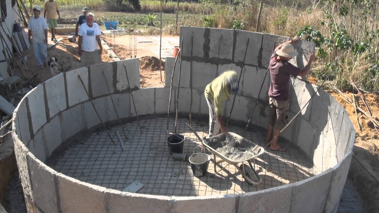 Construção de cisterna para armazenamento de água das chuvas