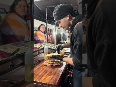 Una noche de trabajo diferente! PATRONALES DE VILLA DE SOTO #shorts #short #sandwich #comida #arg