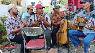 Download lagu Broery Marantika Gubahanku Cover By Musisi jalanan paling Mantul mp3