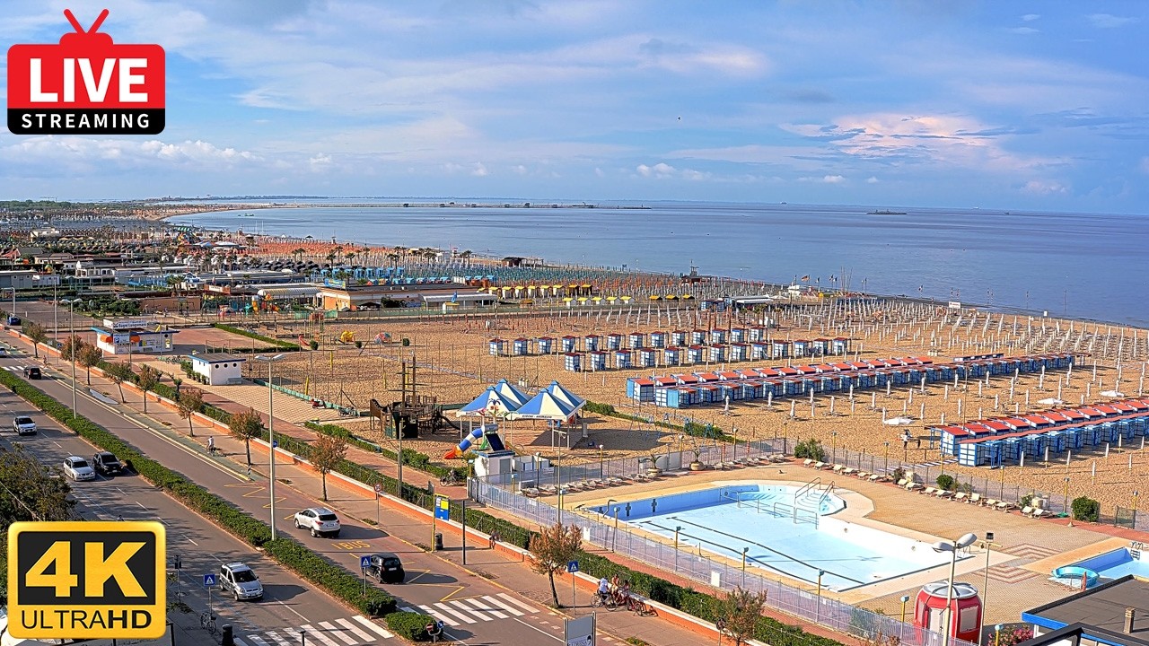 Live webcam view of Sottomarina Beach & Adriatic Sea