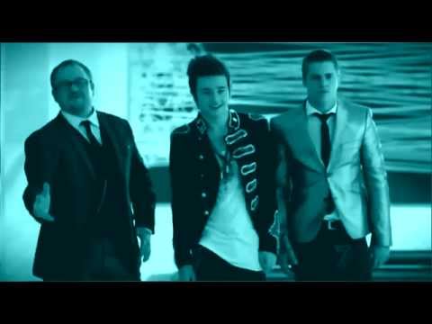 Andrew johnny and Reece - I Like How It Feels ( X Factor Australia 2011 )