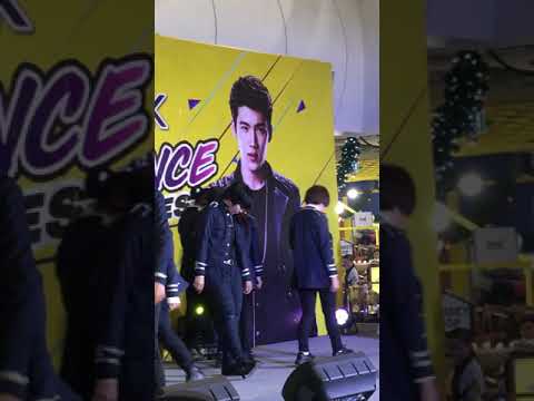 181125 Merang cover Wanna One (Run as Daniel) - Energetic+Light @ Huamark town center (Au)