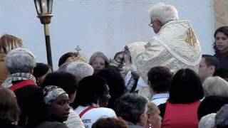 preview picture of video 'Procissão de Corpus Christi em Andrelândia, Minas Gerais'
