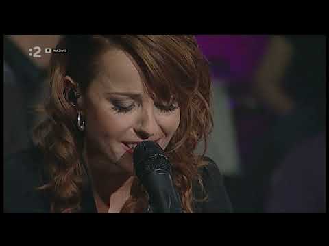 LIVE Katarína Knechtová - V tichu (Slovensko 2012 Advent)