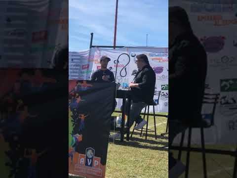 José Maligno Torres visitó Adolfo Van Praet y realizó una charla junto al periodista Luis González