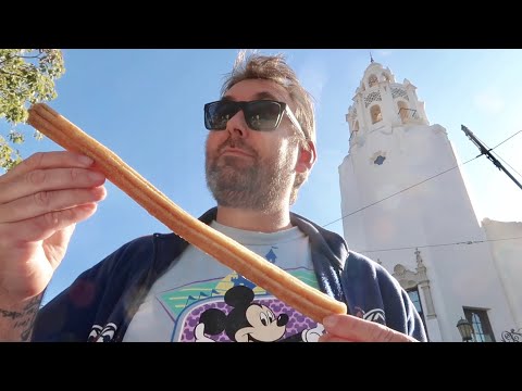 How To Be First One In DCA Buena Vista Street Even On Busy Weekend - Disneyland Churro at Rope Drop