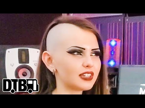 Bella Kelly - FIRST CONCERT EVER Ep. 291