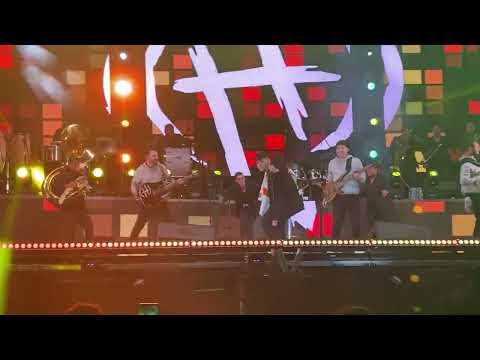 12 Rifles - Junior H -En Vivo