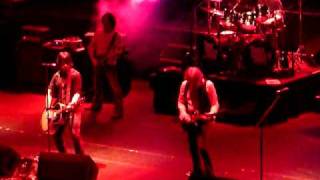 Thin Lizzy - Wild One at the Hammersmith Apollo.