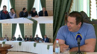 Գ. Ծառուկյանը հանդիպել է գյումրեցի արվեստագետների ու արհեստագործների հետ