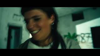 Video zu 'Irre' ansehen Video zu 'Irre' ansehen