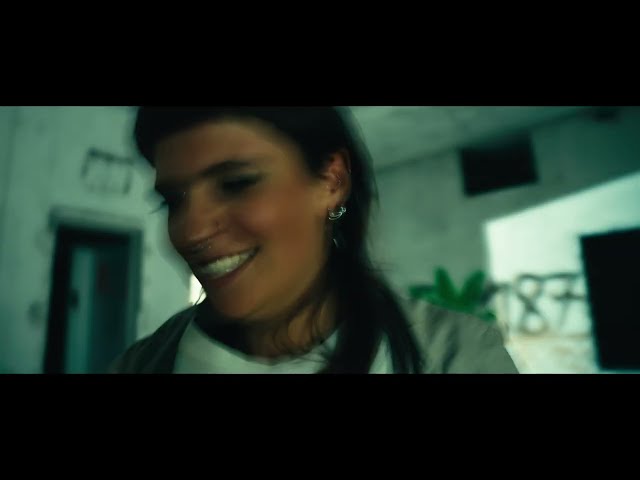 Video zu 'Irre' ansehen