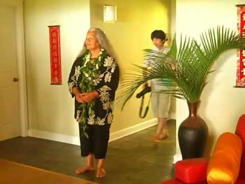 Kumu Raylene Kawaiae'a Arrival Chant