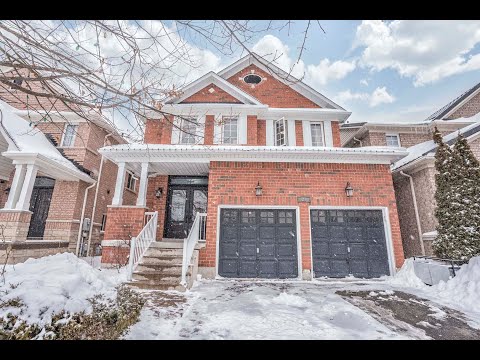 27 Beavervalley Dr, Brampton, ON