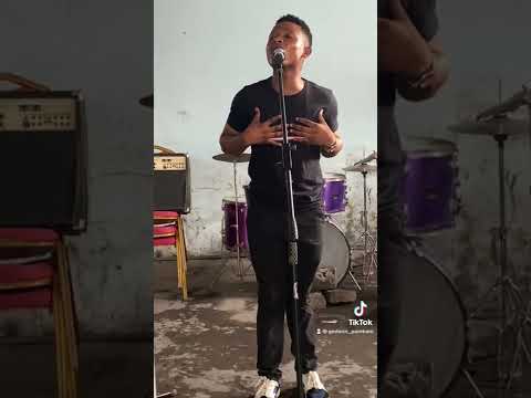 Gédéon Pambani " Temps fort dans la présence de Dieu 🙏❤ "