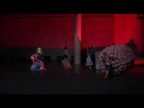 How to use furniture on stage from Michael Simon ZHDK