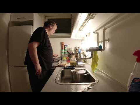 MongoTV_4259 - Min Natmad - MUKBANG - 2 LEVERPOSTEJSMADDER MED SYLTET AGURKER OG RISTET LØG