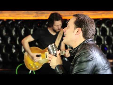 André Valadão - Nosso Deus (clipe oficial) - Our God