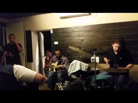 مراجاعات فرقة عازفين ع الازعاج والحوس باشا - عرض 22.5.2015 هاد هو ال Hip Hop