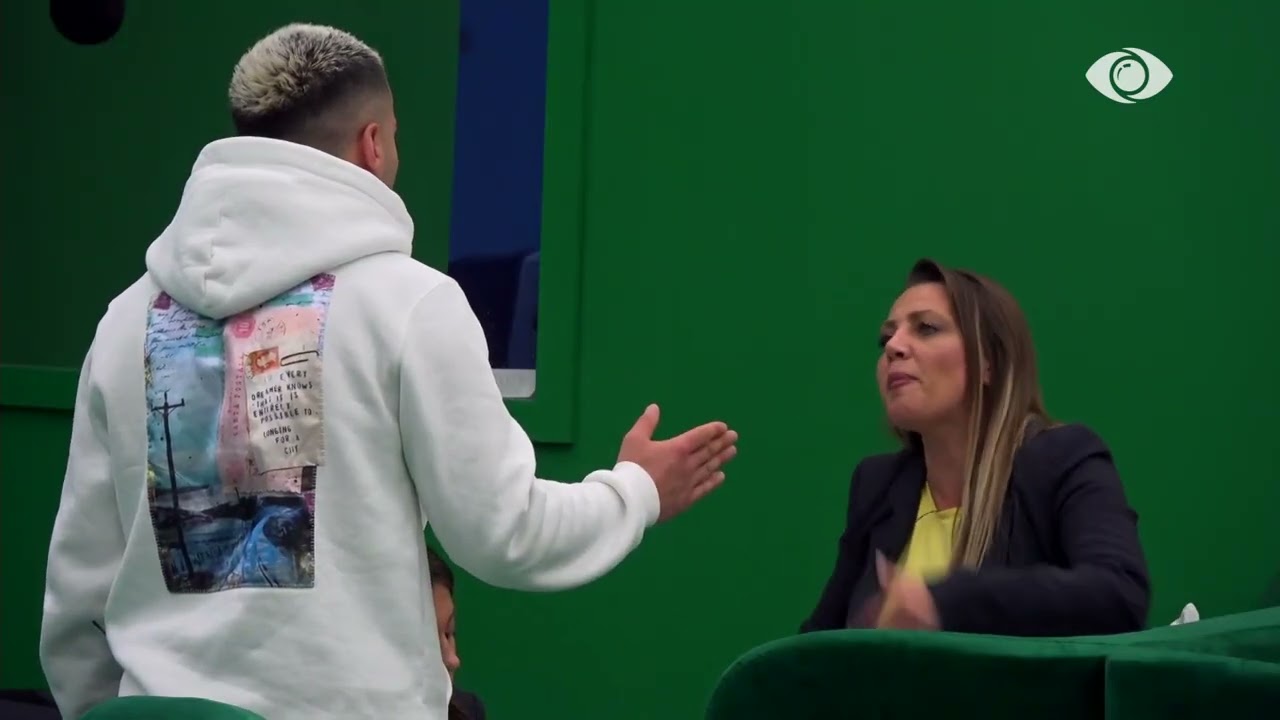 Gerta analizon lojën, Gjesti: Loredanën do ta mbash afër vetes si patericë