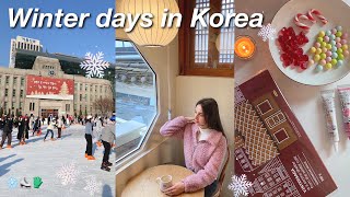 WINTER IN KOREA ❄️ ice skating at Seoul plaza, making gingerbread house, café hopping