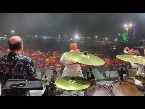 Tropicalisimo Apache de Arturo Ortiz