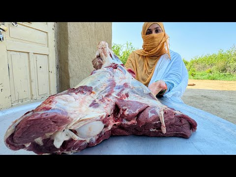 Cooking Big Cow Leg and Onions to Make Delectable Gheyme Stew