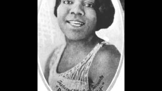 Bessie Smith-You've Got To Give Me Some