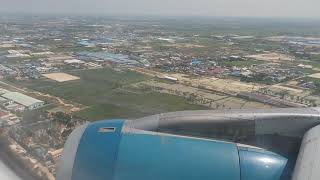 preview picture of video 'Vietnam Airlines A321 landing in Phnom Penh, Cambodia'