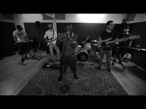 Ligeh Moneh - Laissez moi! (feat Le Band2Fous & DJ Ghost-Bo)