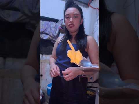 Eating eating ice but she got karma laughing coming from poor family #poor #funnymoments