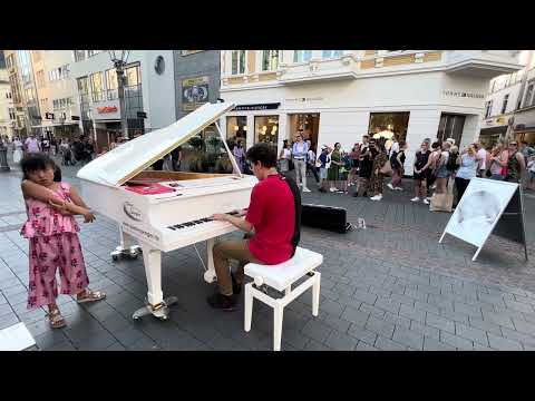 What a piano medley with BEETHOVEN finale in Bonn by Thomas Krüger