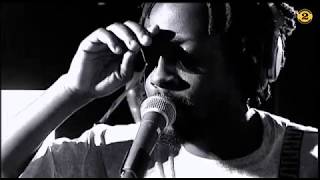 Wyclef Jean &quot;Gone Till November&quot; live 1998 | 2 Meter Session #736