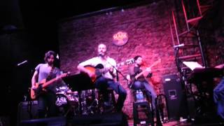 Genç Osman Yavaş - Ne Kadar &amp; Çirkin Kral