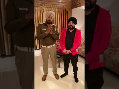 Daler Mahdi with bhupinder singh traffic