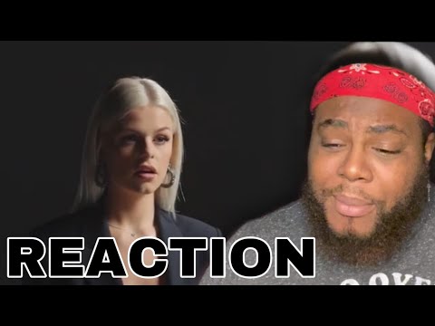 ‪REACTING TO Davina Michelle FOR THE FIRST TIME - Skyward (Official Music Video)  ‬