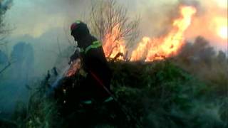 preview picture of video '26/08/2011 Φωτιά Χαϊκάλι, Περιστέρα ΒΙΠΕ Patras-wildfire-grossbrand'