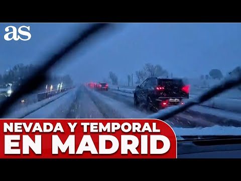 La NIEVE llega a MADRID a primera hora y el TEMPORAL dificulta la circulación