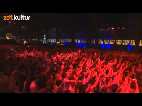 BOYS NOIZE LIVE @ BERLIN FESTIVAL 2011 HD [Part 2/2]