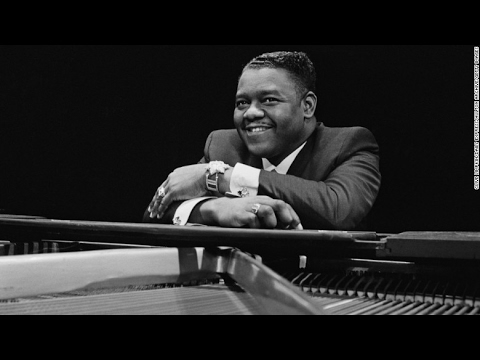 How To Play Fats Domino Style Piano (New Orleans Piano Turnarounds)