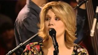 Alison Krauss &amp; Union Station — &quot;Let Me Touch You for Awhile&quot; — Live