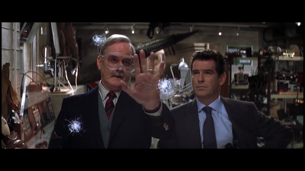 Die Another Day (2002) - Q's Gadgets scenes (1080p) FULL HD - YouTube