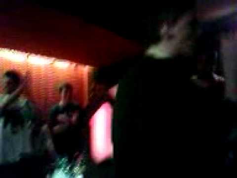 bitwa o szuflade peus vs chrust