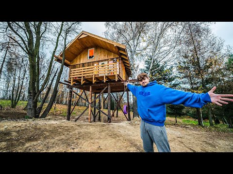 I BUILT A TREE HOUSE