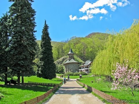 Top 10 BlogDeCalatorii - Manastirea Prislop