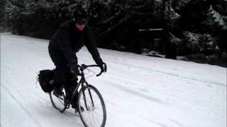 preview picture of video 'Ice biking in Sammamish'